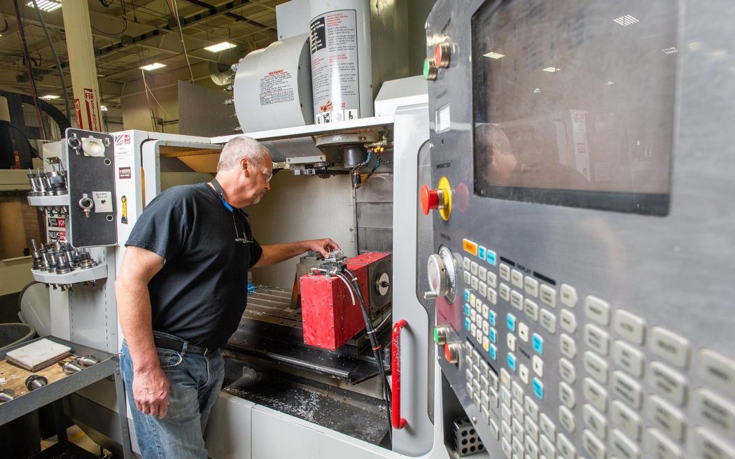 CNC Milling Machine, 4 Axis Setup with Les Smith